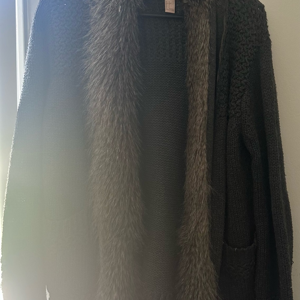 Forever 21 Black Textured Cardigan Sweater